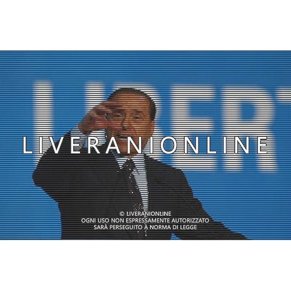 MILANO MAZDA PALACE APERTURA CAMPAGNIA ELETTORALE DI FORZA ITALIA NELLA FOTO SILVIO BERLUSCONI FOTO MARIO ROMANO-AGENZIA ALDO LIVERANI