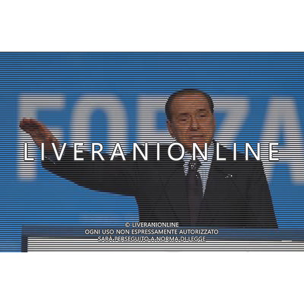 MILANO MAZDA PALACE APERTURA CAMPAGNIA ELETTORALE DI FORZA ITALIA NELLA FOTO SILVIO BERLUSCONI FOTO MARIO ROMANO-AGENZIA ALDO LIVERANI