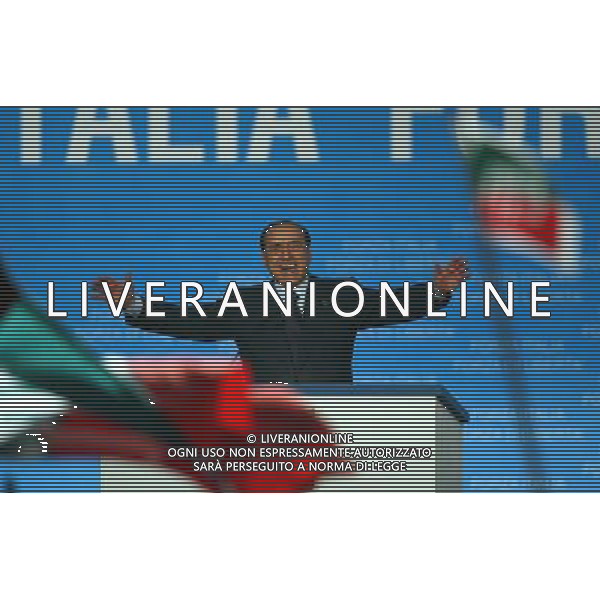 MILANO MAZDA PALACE APERTURA CAMPAGNIA ELETTORALE DI FORZA ITALIA NELLA FOTO SILVIO BERLUSCONI FOTO MARIO ROMANO-AGENZIA ALDO LIVERANI