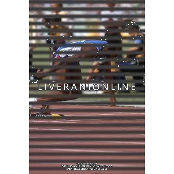 DIAP-RETROSPETTIVA EDWIN MOSES ATLETA NELLA FOTO EDWIN MOSES A ROMA AI MONIALI DI ATLETICA NELL\'ANNO 1987 AG ALDO LIVERANI SAS