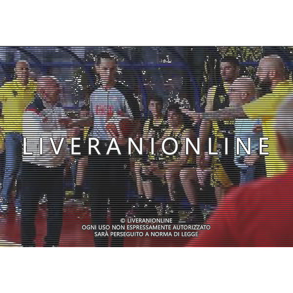 IMOLA 11 10 2025 UP ANDREA COSTA-VIRTUS IMOLA SERIE B1 NELLA FOTO LITIGIO E ESPULSIONE TRA LUCA DALMONTE ALLENATORE UP ANDREA COSTA BASKET E GIANLUIGI GALETTI ALLENATORE VIRTUS IMOLA ©SANNA - AGENZIA ALDO LIVERANI SAS