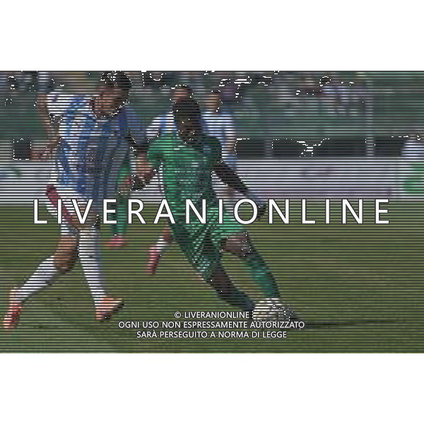 12 10 2025 - Monopoli. Stadio Vito Simone Veneziani. Serie C. Monopoli-Salernitana Nella foto Franco Ferrari, Sulaiman Oyewale Foto Giuseppe Cuozzo/Agenzia Liverani- AGENZIA ALDO LIVERANI SAS