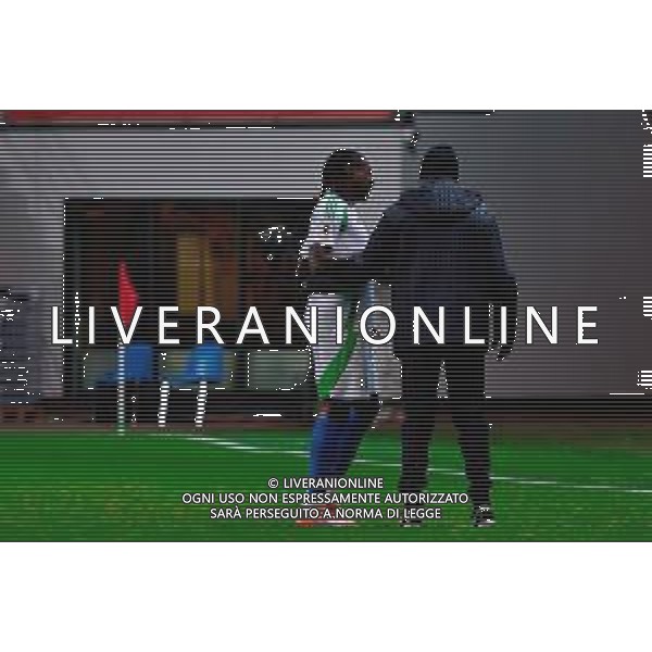 TVEM October 11, 2025 Tallinn, Estonia - Estonia vs Italy - European Qualifiers FIFA World Cup 2026 Matchday 7 - A. Le Coq Arena. In the pic: Moise Kean of Italy leaves injured - infortunato lascia il campo ©TVEM Emmanuele Mastrodonato - AGENZIA ALDO LIVERANI SAS