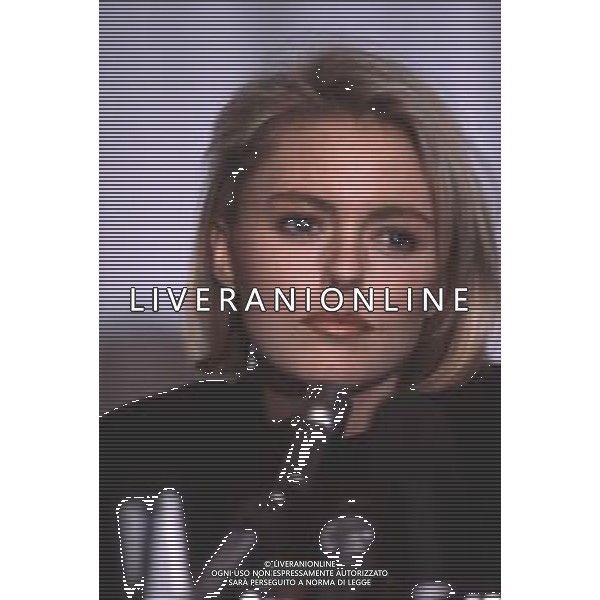 DIAP-RETROSPETTIVA PATSY KENSIT CANTANTE NELLA FOTO PATSY KENSIT CONIL GRUPPO MISICALE EIGHT WONDER A SANREMO NELL\'ANNO 1988 AG ALDO LIVERANI SAS