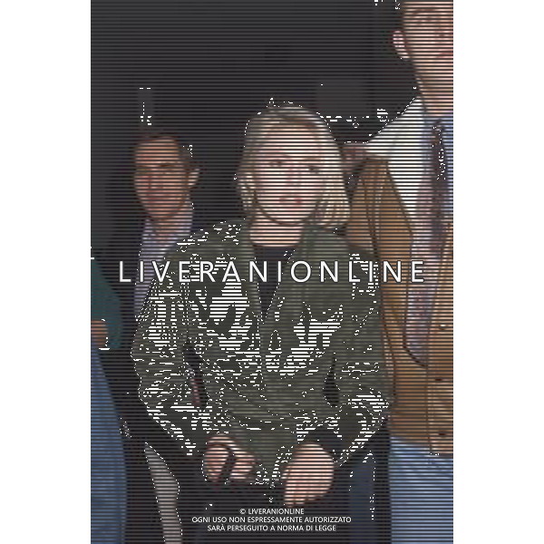 DIAP-RETROSPETTIVA PATSY KENSIT CANTANTE NELLA FOTO PATSY KENSIT CONIL GRUPPO MISICALE EIGHT WONDER A SANREMO NELL\'ANNO 1988 AG ALDO LIVERANI SAS