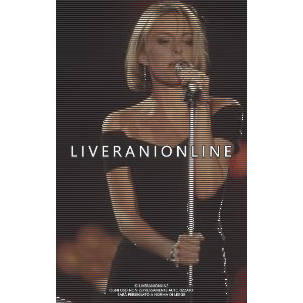 DIAP-RETROSPETTIVA PATSY KENSIT CANTANTE NELLA FOTO PATSY KENSIT CONIL GRUPPO MISICALE EIGHT WONDER A SANREMO NELL\'ANNO 1988 AG ALDO LIVERANI SAS