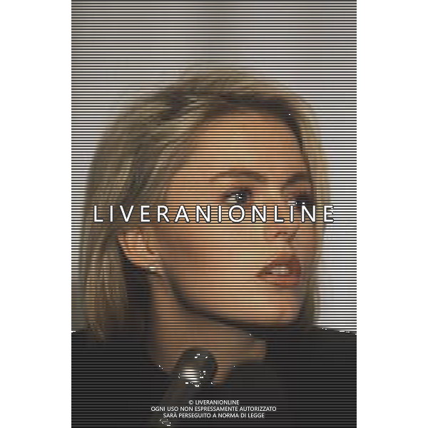 DIAP-RETROSPETTIVA PATSY KENSIT CANTANTE NELLA FOTO PATSY KENSIT CONIL GRUPPO MISICALE EIGHT WONDER A SANREMO NELL\'ANNO 1988 AG ALDO LIVERANI SAS