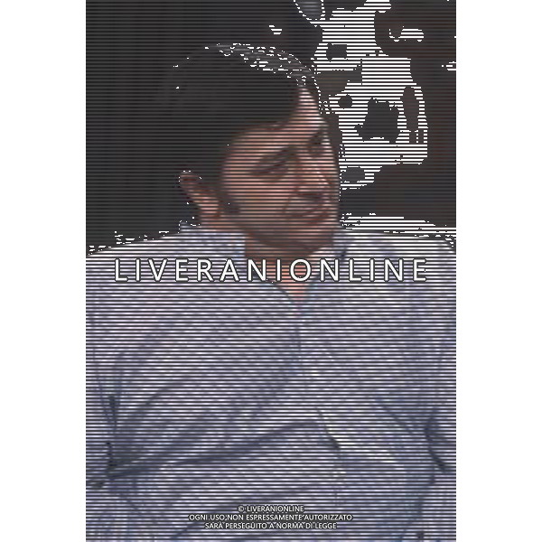 DIAP-RETROSPETTIVA PIERANGELO BERTOLI CANTANTE NELLA FOTO PIERANGELO BERTOLI NELL\'ANNO 1983 AG ALDO LIVERANI SAS