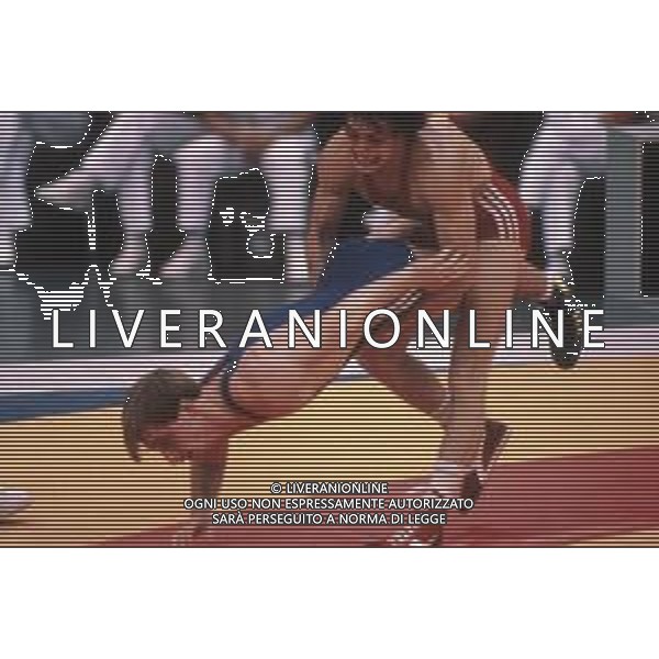 DIAP-RETROSPETTIVA VINCENZO MAENZA LOTTATORE NELLA FOTO VINCENZO MAENZA ALLE OLIMPIADI DI SEUL NELL\'ANNO 1988 AG ALDO LIVERANI SAS