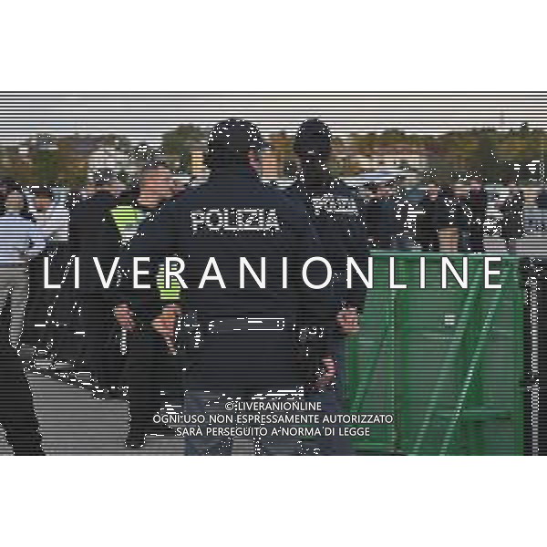 TVRG Italia vs Israele nella foto controlli di sicurezza per l\'accesso allo stadio Udine 14-10-2025 Stadio Friuli Italia vs Israele Qualificazioni Mondiali 2026 Gruppo I - 8a giornata foto Roberto Garavaglia/Agenzia Aldo Liverani sas
