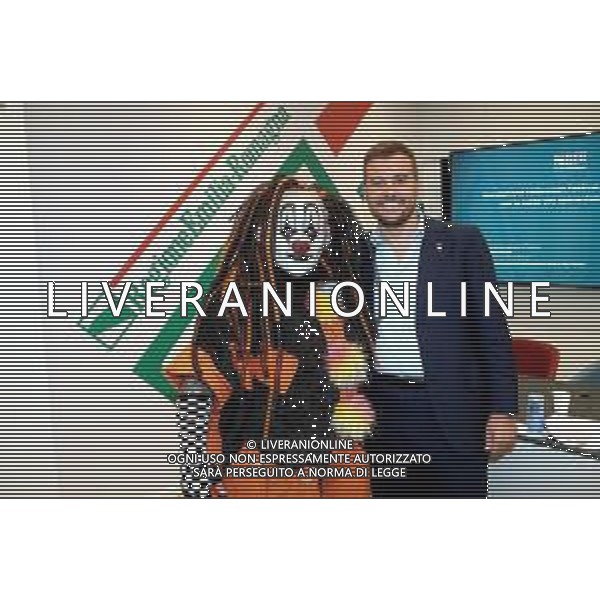BOLOGNA14 10 2025 REGIONE EMILIA ROMAGNA CONFERENZA STAMPA "MONSTERLAND HALLOWEEN FESTIVAL"PRESENTA LA 15 EDIZIONE PER LA PRIMA VOLTA PRESSO AUTODROMO ENZO E DINO FERRARI DI IMOLA NELLA FOTO MASCOTE DELL\'EVENTO E SINDACO DI IMOLA MARCO PANIERI FOTO GIANNI SANNA-AG ALDO LIVERANI SAS