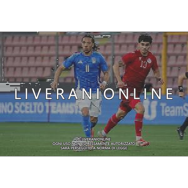TVRCOR – Nazionale maschile Under 21 – qualificazione Europei U21 – Italia U-21 vs Armenia U-21 - Fase a gironi Gruppo E – Stadio Giovanni Zini Cremona (CR) 14-10-2025 nella foto Luca Koleosho e Hamlet Sargsyan foto roberta corradin-ag aldo liverani sas
