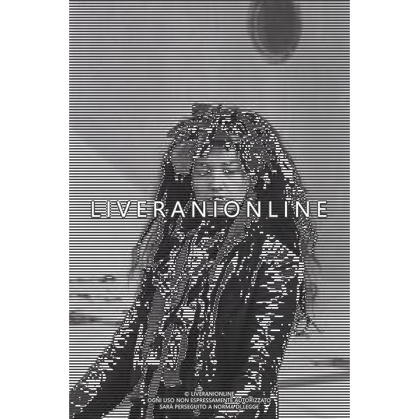 NEG-RETROSPETTIVA LENA LOVICH CANTANTE NELLA FOTO LENA LOVICH A SANREMO NELL\'ANNO 1982 AG ALDO LIVERANI SAS
