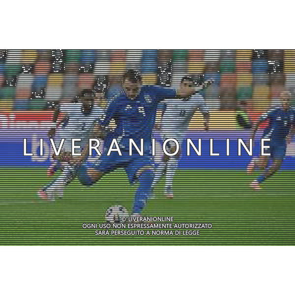 TVRG Italia vs Israele nella foto Mateo Retegui (Italia) segna il gol dell\'1 a 0 Udine 14-10-2025 Stadio Friuli Italia vs Israele Qualificazioni Mondiali 2026 Gruppo I - 8a giornata foto Roberto Garavaglia/Agenzia Aldo Liverani sas