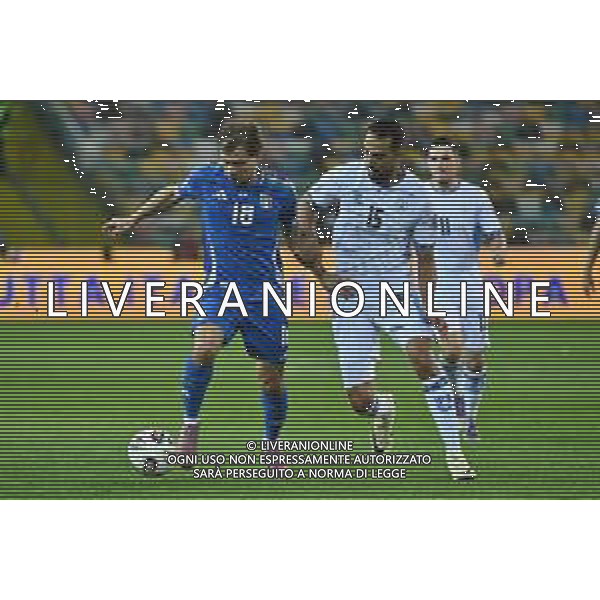 TVRG Italia vs Israele nella foto Nicolo’ Barella (Italia) e Eliel Peretz (Israele) Udine 14-10-2025 Stadio Friuli Italia vs Israele Qualificazioni Mondiali 2026 Gruppo I - 8a giornata foto Roberto Garavaglia/Agenzia Aldo Liverani sas