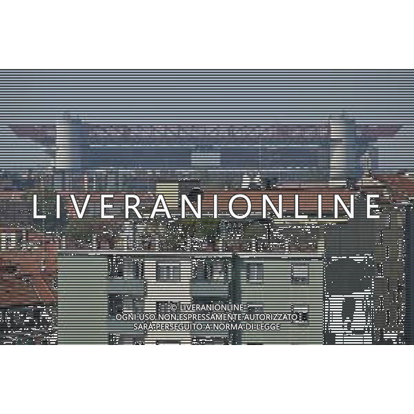 TVRG Stadio Meazza di San Siro Vedute Esterno Milano 16-10-2025 Lo stadio Giuseppe Meazza San Siro visto da un palazzo di piazzale Brescia foto Roberto Garavaglia/Agenzia Aldo Liverani sas- AGENZIA ALDO LIVERANI SAS