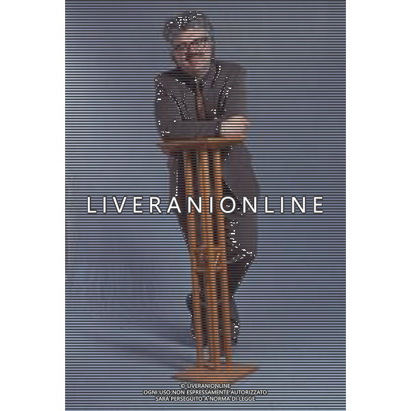 COL- RETROSPETTIVA PATRIZIO ROVERSI CONDUTTORE TELEVISIVO NELLA FOTO PATRIZIO ROVERSI AG THEMA-AG ALDO LIVERANI SAS