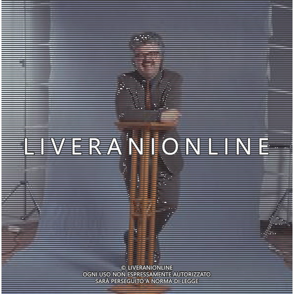COL- RETROSPETTIVA PATRIZIO ROVERSI CONDUTTORE TELEVISIVO NELLA FOTO PATRIZIO ROVERSI AG THEMA-AG ALDO LIVERANI SAS