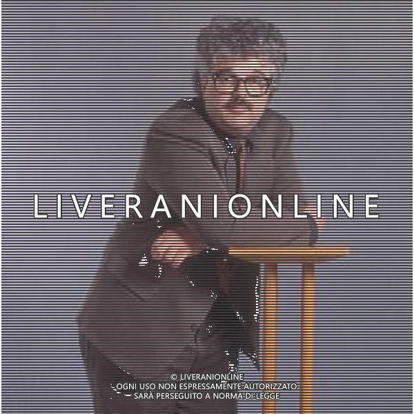 COL- RETROSPETTIVA PATRIZIO ROVERSI CONDUTTORE TELEVISIVO NELLA FOTO PATRIZIO ROVERSI AG THEMA-AG ALDO LIVERANI SAS