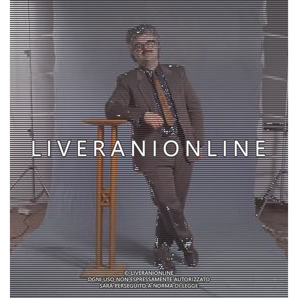 COL- RETROSPETTIVA PATRIZIO ROVERSI CONDUTTORE TELEVISIVO NELLA FOTO PATRIZIO ROVERSI AG THEMA-AG ALDO LIVERANI SAS