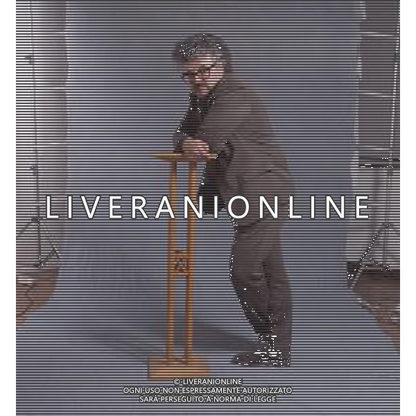 COL- RETROSPETTIVA PATRIZIO ROVERSI CONDUTTORE TELEVISIVO NELLA FOTO PATRIZIO ROVERSI AG THEMA-AG ALDO LIVERANI SAS
