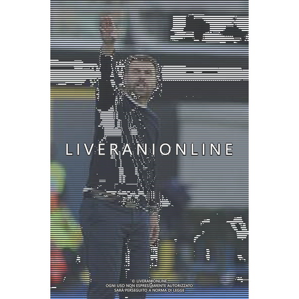 Paolo Zanetti Head Coach of Hellas Verona FC gestures during Pisa SC vs Hellas Verona FC, 7° Serie A Enilive 2025-26 game at Arena Garibaldi - Romeo Anconetani stadium in Pisa (PI), Italy, on October 18, 2025. (Photo by Davide Casentini) ©TVDC Casentini Davide - AGENZIA ALDO LIVERANI SAS