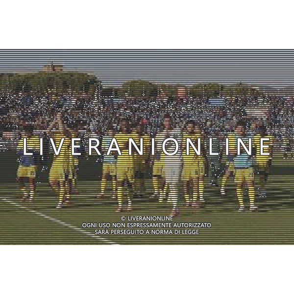 Fine gara - Hellas Verona players applaud the fans following the final whistle at the end of Pisa SC vs Hellas Verona FC, 7° Serie A Enilive 2025-26 game at Arena Garibaldi - Romeo Anconetani stadium in Pisa (PI), Italy, on October 18, 2025. (Photo by Davide Casentini) ©TVDC Casentini Davide - AGENZIA ALDO LIVERANI SAS