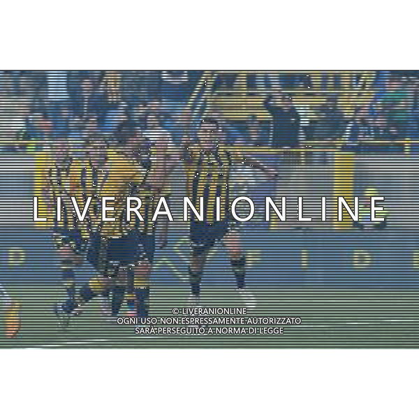 18 10 2025 - Castellammare di Stabia. Stadio Romeo Menti. Serie BKT. Juve Stabia-Avellino Nella foto esultanza di Nicola Mosti dopo gol 1-0 Foto Giuseppe Cuozzo/Agenzia Liverani- AGENZIA ALDO LIVERANI SAS