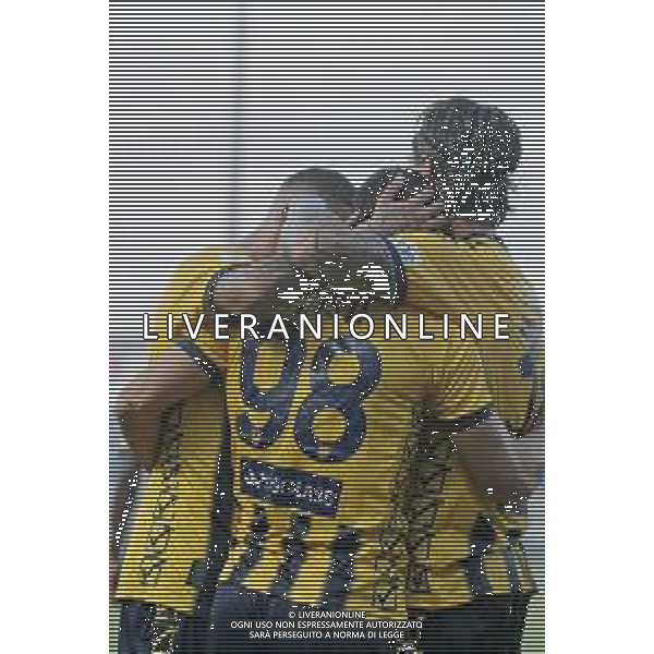 18 10 2025 - Castellammare di Stabia. Stadio Romeo Menti. Serie BKT. Juve Stabia-Avellino Nella foto esultanza di Nicola Mosti dopo gol 1-0 Foto Giuseppe Cuozzo/Agenzia Liverani- AGENZIA ALDO LIVERANI SAS
