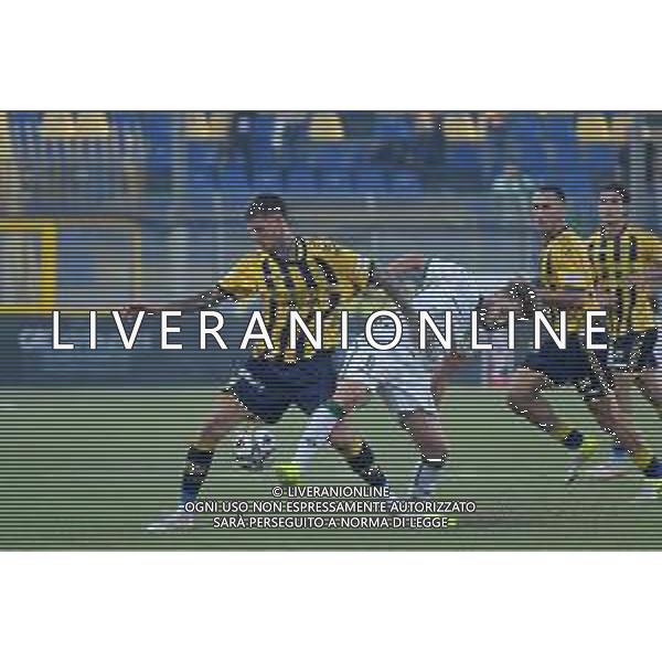 18 10 2025 - Castellammare di Stabia. Stadio Romeo Menti. Serie BKT. Juve Stabia-Avellino Nella foto Fabio Maistro, Luca Palmiero Foto Giuseppe Cuozzo/Agenzia Liverani- AGENZIA ALDO LIVERANI SAS