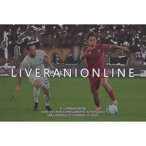 Roma vs Inter Campionato Serie A Enilive - 7 Giornata Stadio Olimpico - Roma 18-10-2025 nella foto Calhanoglu e Dybala Foto Federico Gaetano - ag Aldo liverani ©Federico Gaetano - AGENZIA ALDO LIVERANI SAS