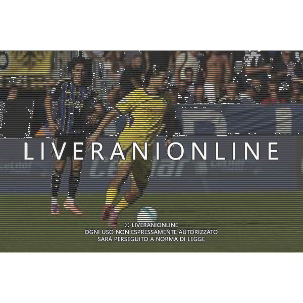 Suat Serdar of Hellas Verona FC play the ball during Pisa SC vs Hellas Verona FC, 7° Serie A Enilive 2025-26 game at Arena Garibaldi - Romeo Anconetani stadium in Pisa (PI), Italy, on October 18, 2025. (Photo by Davide Casentini) AG ALDO LIVERANI SAS
