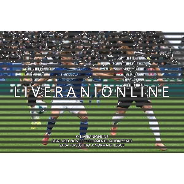 TVPG Como 1907 vs Juventus FC nella foto Lloyd Kelly (Fc Juventus) in contrasto con Vojvoda Mërgim (Como 1907) 19-10-2025 Stadio “G. Sinigaglia”, Como (ITA) - Settima Giornata Serie A EniLive 2025/26 ©TVPG Pasquale Golia - AGENZIA ALDO LIVERANI SAS