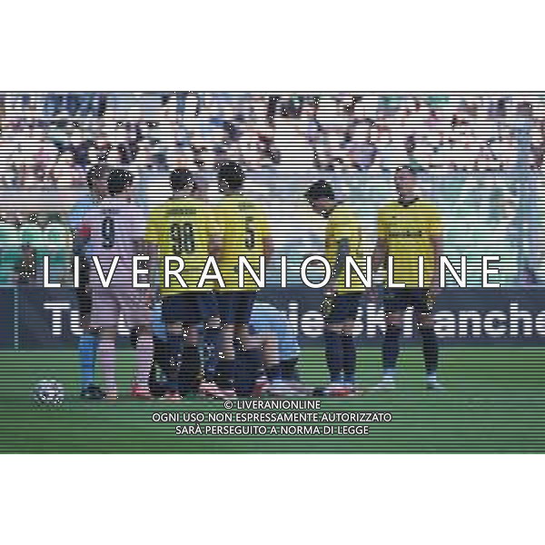 Palermo, Italia, 19 ottobre 2025. Stadio Renzo Barbera, Palermo vs Modena, match valido per il campionato di Serie B 2025/2026. Nella foto: Palermo vs Modena foto fedrico serra-ag aldo liverani sas