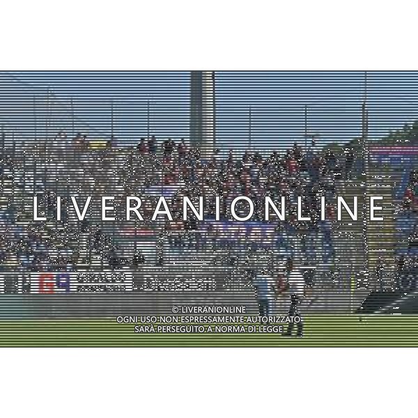 19-10-2025. Cagliari calcio-Bologna F.C. 7° giornta serie A 2025/2026, campionato calcio Italia, stadio Unipol Domus Cagliari. Foto Salvatore Moi/Agenzia Aldo Liverani s.as. Nella foto: Tifosi Bologna in trasferta, nel settore ospiti dello stadio Unipol Domus ©MOI SALVATORE - AGENZIA ALDO LIVERANI SAS