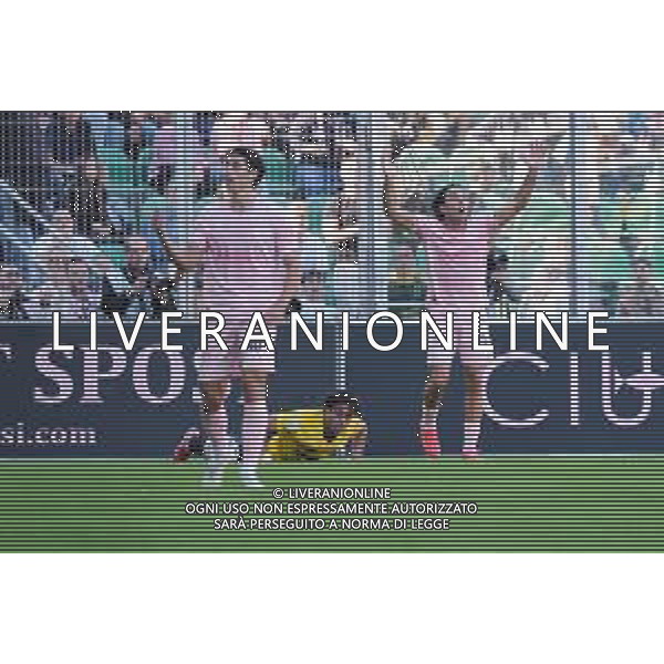 Palermo, Italia, 19 ottobre 2025. Stadio Renzo Barbera, Palermo vs Modena, match valido per il campionato di Serie B 2025/2026. Nella foto: Proteste di Tommaso Augello (Palermo FC) foto fedrico serra-ag aldo liverani sas