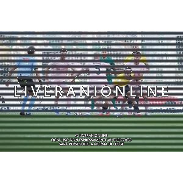 Palermo, Italia, 19 ottobre 2025. Stadio Renzo Barbera, Palermo vs Modena, match valido per il campionato di Serie B 2025/2026. Nella foto: Palermo vs Modena foto federico serra-ag aldo liverani sas