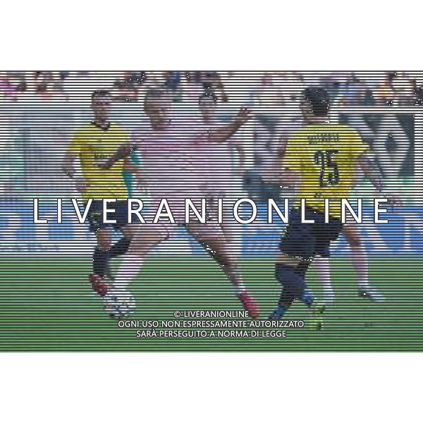 Palermo, Italia, 19 ottobre 2025. Stadio Renzo Barbera, Palermo vs Modena, match valido per il campionato di Serie B 2025/2026. Nella foto: Joel Pohjanpalo (Palermo FC) foto federico serra-ag aldo liverani sas