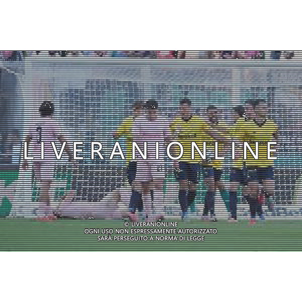 Palermo, Italia, 19 ottobre 2025. Stadio Renzo Barbera, Palermo vs Modena, match valido per il campionato di Serie B 2025/2026. Nella foto: gol Davide Adorni (Modena) foto federico serra-ag aldo liverani sas