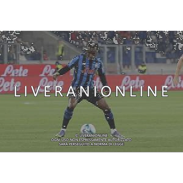 Ademola Lookman of Atalanta BC play the ball during Atalanta BC vs SS Lazio, 7° Serie A Enilive 2025-26 game at New Balance arena in Bergamo (BG), Italy, on October 19, 2025. (Photo by Davide Casentini) - AGENZIA ALDO LIVERANI SAS