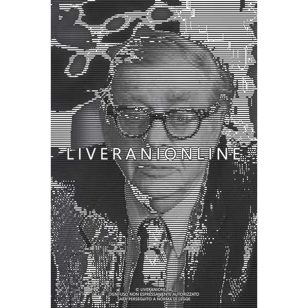 NEG-RETROSPETTIVA UGO STILLE GIORNALISTA NELLA FOTO UGO STILLE A MILANO NELL\'ANNO 1988 AG ALDO LIVERANI SAS