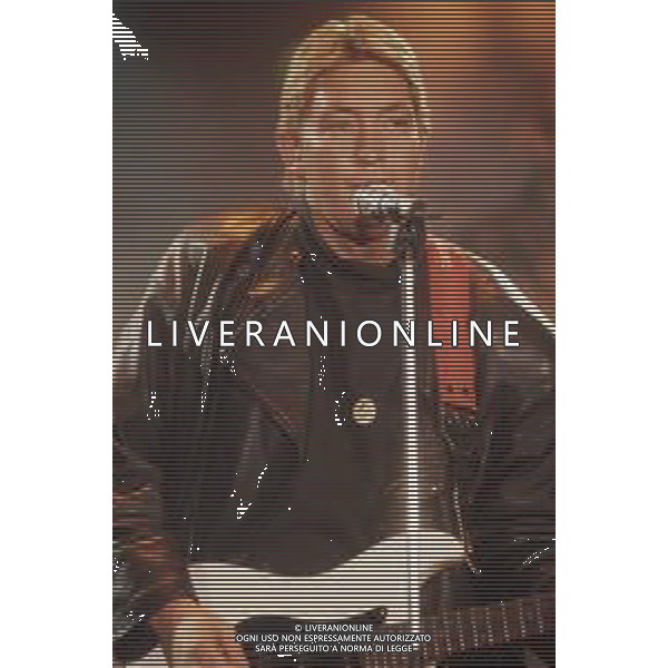 DIAP-RETROSPETTIVA CHRIS REA CANTANTE NELLA FOTO CHRIS REA A SANREMO NELL\'ANNO 1989 AG ALDO LIVERANI SAS