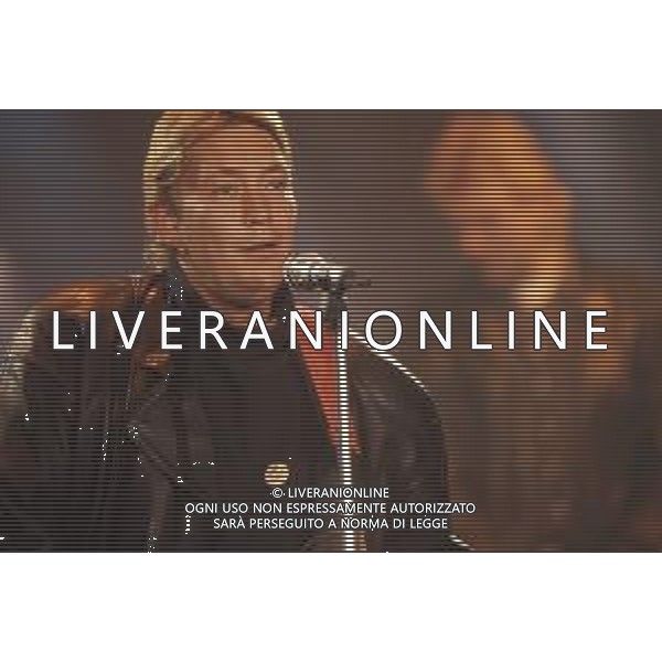 DIAP-RETROSPETTIVA CHRIS REA CANTANTE NELLA FOTO CHRIS REA A SANREMO NELL\'ANNO 1989 AG ALDO LIVERANI SAS