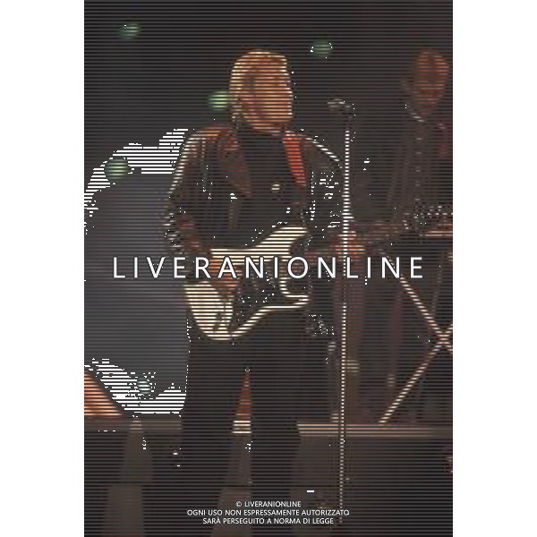 DIAP-RETROSPETTIVA CHRIS REA CANTANTE NELLA FOTO CHRIS REA A SANREMO NELL\'ANNO 1989 AG ALDO LIVERANI SAS