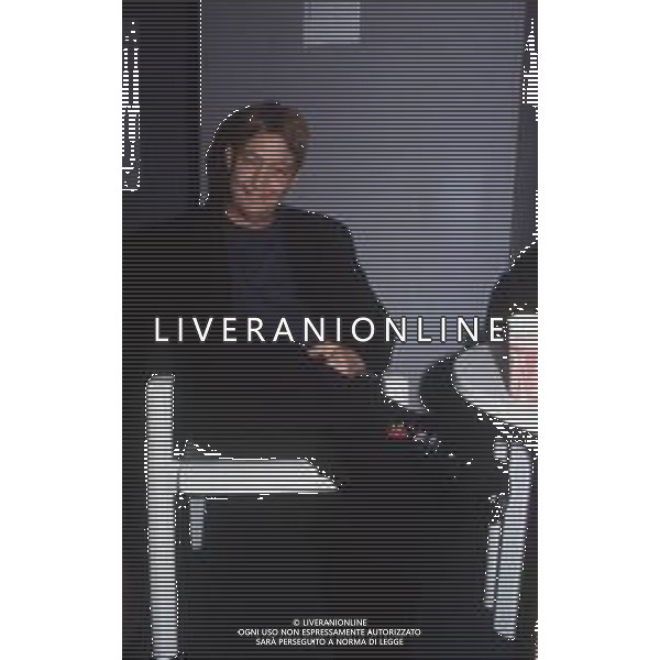 DIAP-RETROSPETTIVA CHRIS REA CANTANTE NELLA FOTO CHRIS REA A SANREMO NELL\'ANNO 1989 AG ALDO LIVERANI SAS