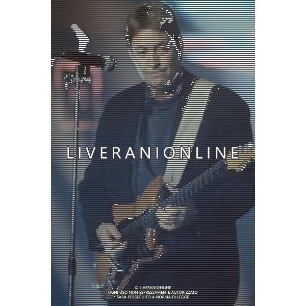 DIAP-RETROSPETTIVA CHRIS REA CANTANTE NELLA FOTO CHRIS REA A SANREMO NELL\'ANNO 1989 AG ALDO LIVERANI SAS