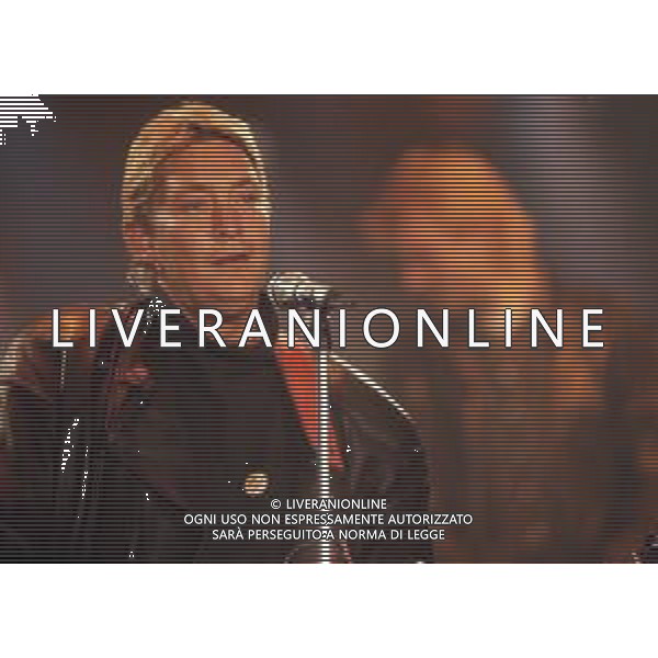 DIAP-RETROSPETTIVA CHRIS REA CANTANTE NELLA FOTO CHRIS REA A SANREMO NELL\'ANNO 1989 AG ALDO LIVERANI SAS