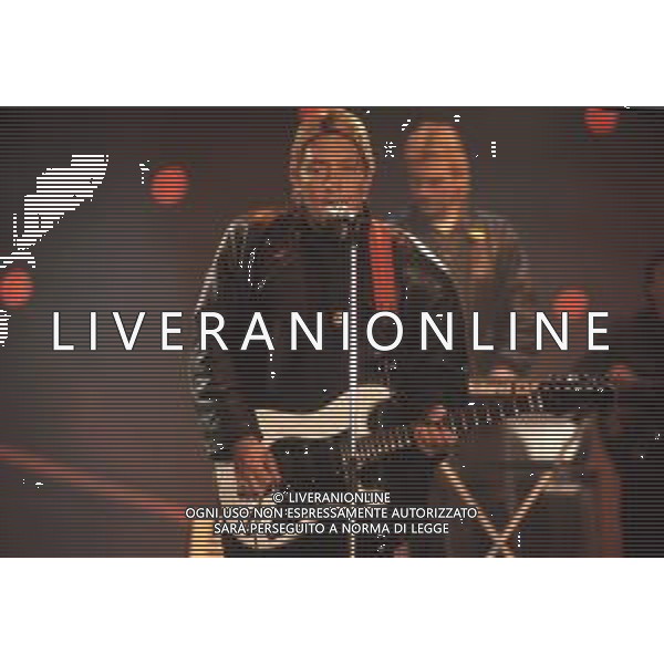 DIAP-RETROSPETTIVA CHRIS REA CANTANTE NELLA FOTO CHRIS REA A SANREMO NELL\'ANNO 1989 AG ALDO LIVERANI SAS