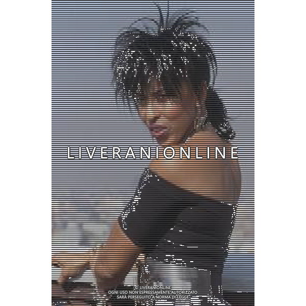 DIAP-RETROSPETTIVA NONA HENDRYX CANTANTE NELLA FOTO NONA HENDRYX A MILANO IN TERRAZZA MARTINI NELL\'ANNO 1989 AG ALDO LIVERANI SAS