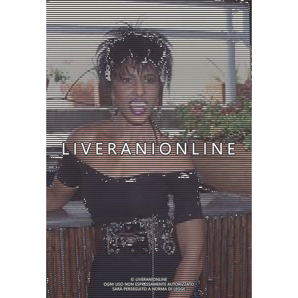 DIAP-RETROSPETTIVA NONA HENDRYX CANTANTE NELLA FOTO NONA HENDRYX A MILANO IN TERRAZZA MARTINI NELL\'ANNO 1989 AG ALDO LIVERANI SAS